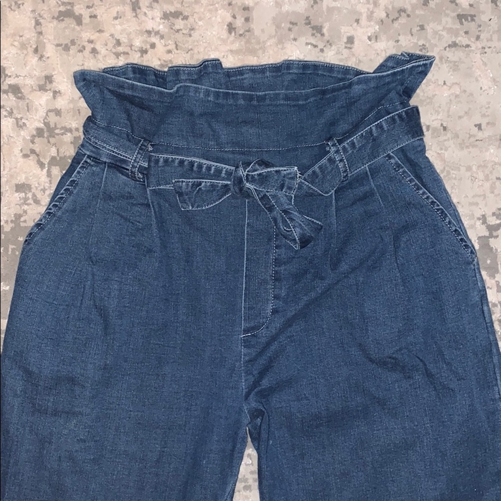 VINTAGE OVERSIZED DENIM RUFFLE PANTS - Picture 3 of 6